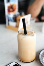 Gyllene rooibos-latte med apelsin & kanel